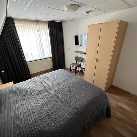 Apartment 5 *